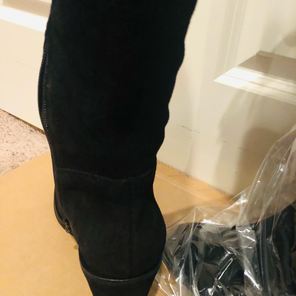 Boots - Picture 6 of 6